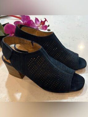 Sonoma Goods For Life® Suede Lizbeth Women's Ankle Boots Size 9